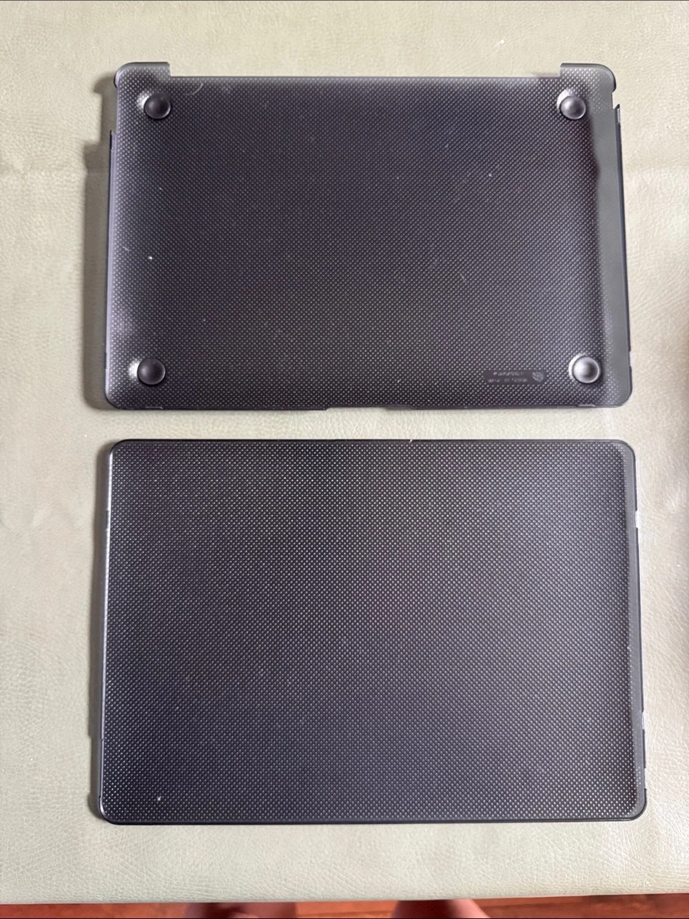 Incase black Two-Piece Laptop Shell Case MacBook Air 13”